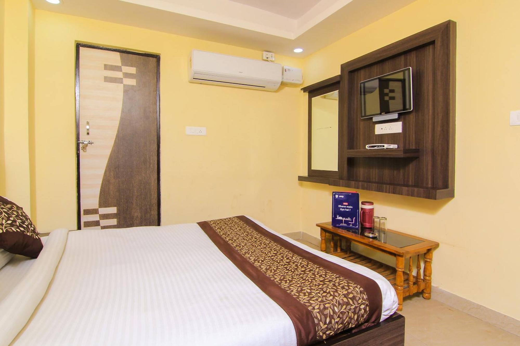 Oyo Flagship Hotel Cz Near Phoenix United Lucknow Exterior foto